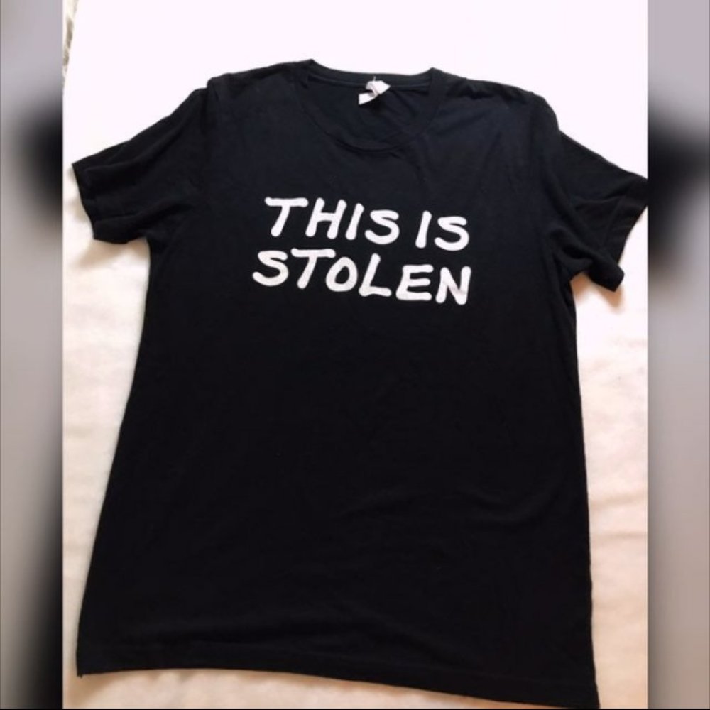 This is Stolen Graphic T-Shirt(M)